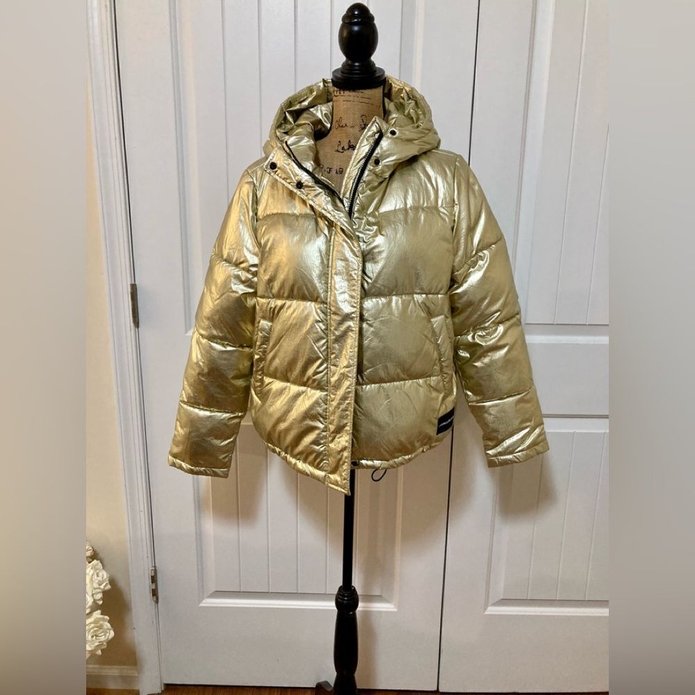 Calvin Klein Gold Hooded Puffer Coat size Small - Picture 4 of 16